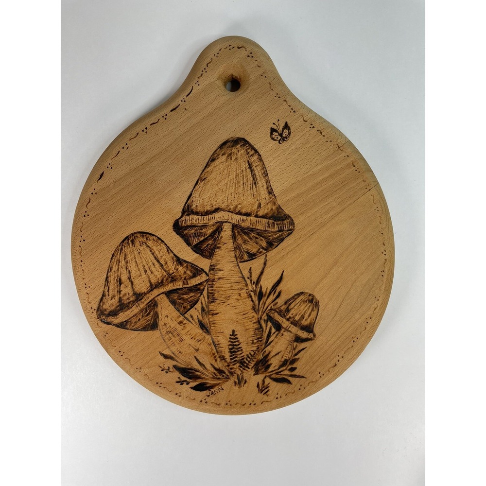 Handmade Wood-buned Mushroom Round Wood Board Decoration Wall Hanging